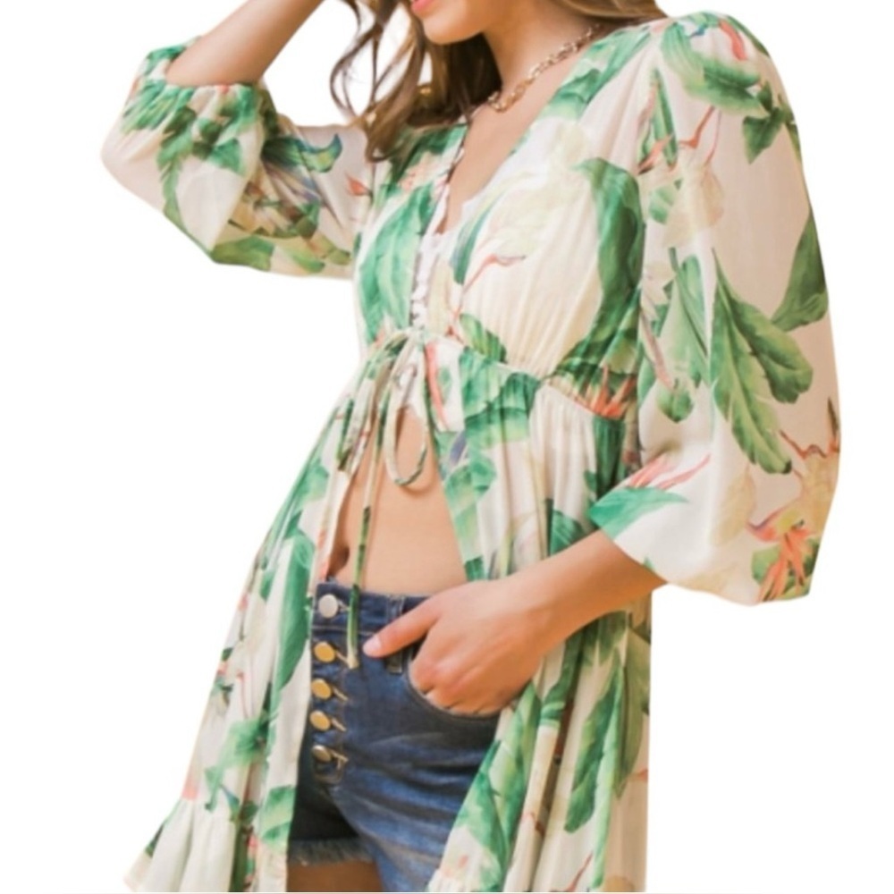 NWOT Floral Green and Cream Printed Maxi Flowy Kimono Top Size Medium - Picture 3 of 9